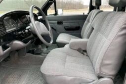 
										Used 1993 Toyota Pickup Deluxe full									