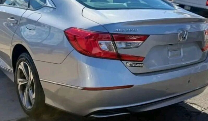 
								Used 2018 Honda Accord full									