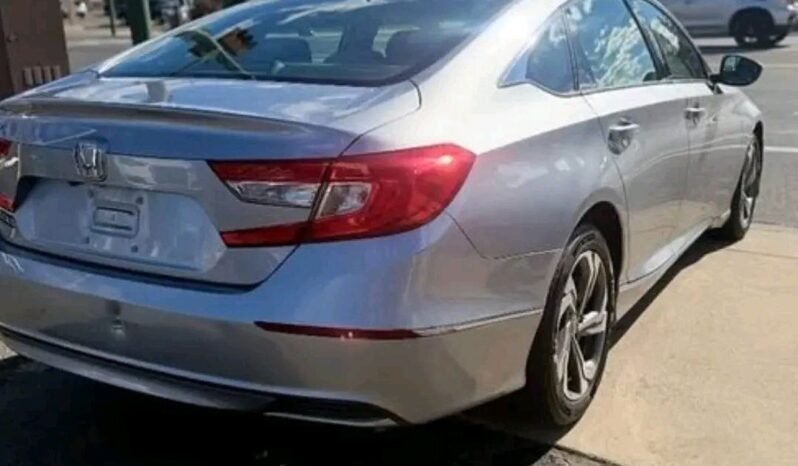
								Used 2018 Honda Accord full									