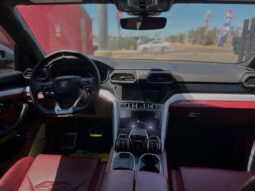 
										Used Lamborghini Urus full									