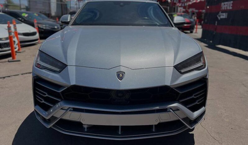 
								Used Lamborghini Urus full									