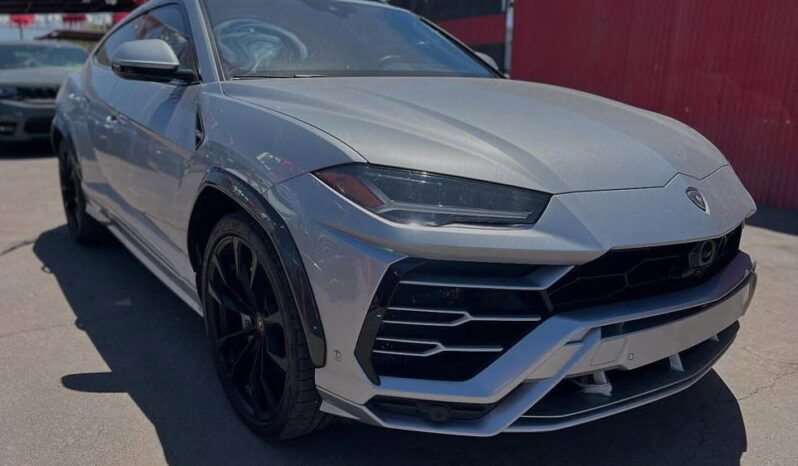 
								Used Lamborghini Urus full									