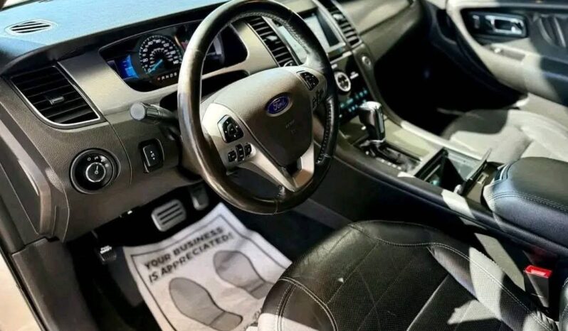 
								Used 2017 Ford Taurus SHO full									