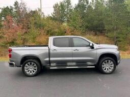 
										Used 2018 Chevrolet Silverado full									