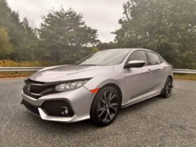 Used 2017 Honda civic hatchback