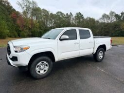 
										Used 2018 Toyota Tacoma SR Crew Cab full									