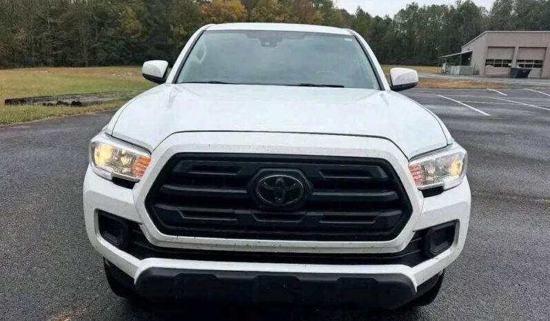 
								Used 2018 Toyota Tacoma SR Crew Cab full									