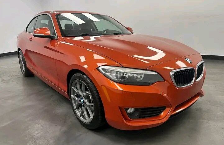 
								Used 2015 BMW 2 Series’ 2dr Cpe 288 RWD full									