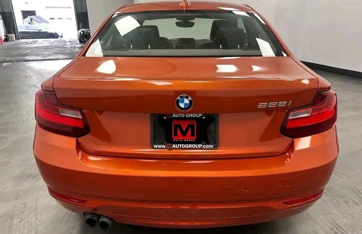 
								Used 2015 BMW 2 Series’ 2dr Cpe 288 RWD full									