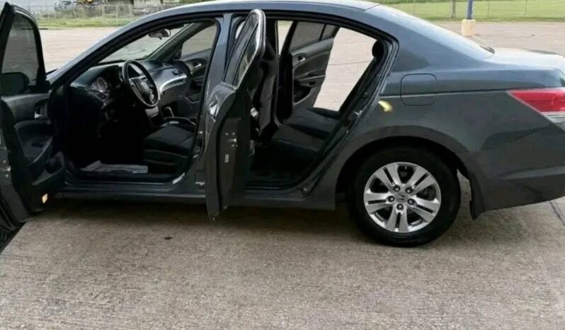 
								New 2011 Honda Accord full									