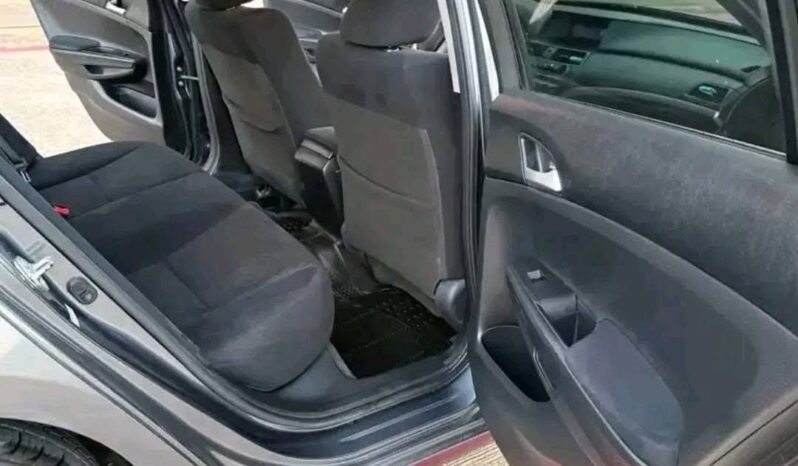 
								New 2011 Honda Accord full									