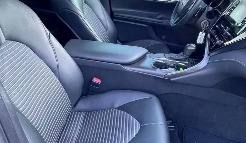 
								Used 2021 Toyota Camry SE full									