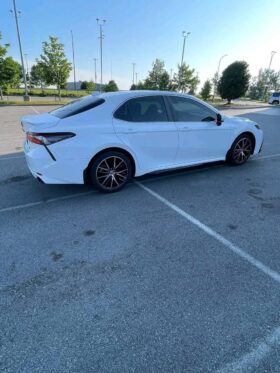 Used 2021 Toyota Camry SE
