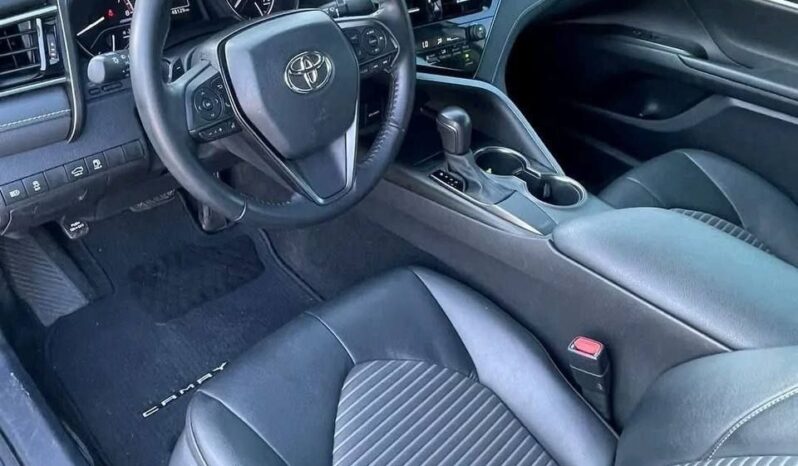 
								Used 2021 Toyota Camry SE full									