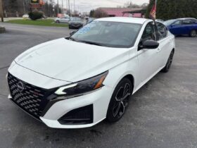 Used Nissan Altima SR