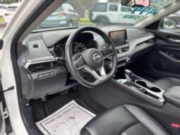 
										Used Nissan Altima SR full									