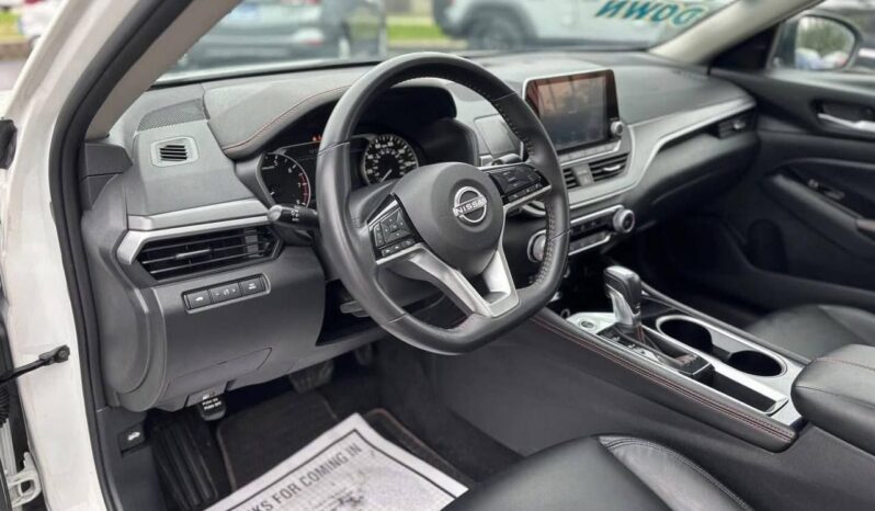 
								Used Nissan Altima SR full									