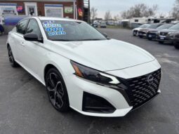 
										Used Nissan Altima SR full									