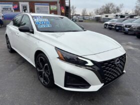 Used Nissan Altima SR