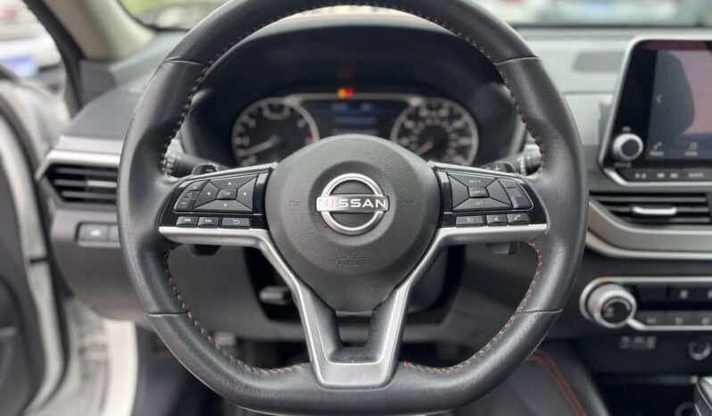 
								Used Nissan Altima SR full									