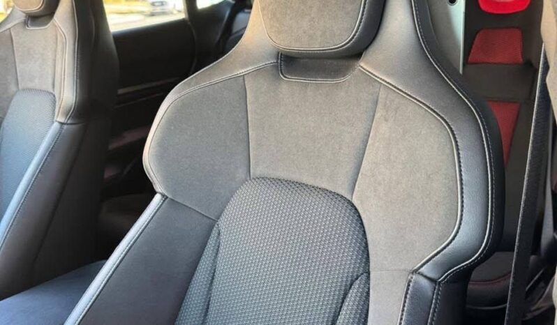 
								Used 2022 Porsche Taycan GTS full									