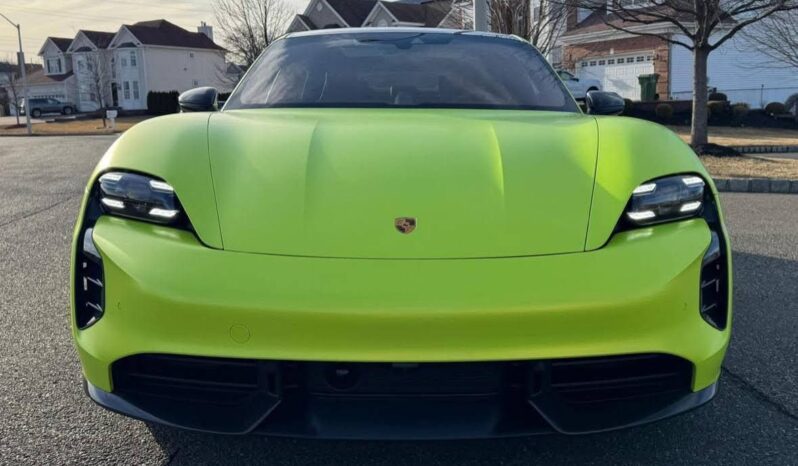 
								Used 2022 Porsche Taycan GTS full									