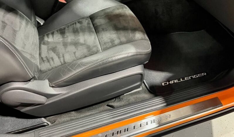 
								Used 2012 Dodge challenger SRT8 full									