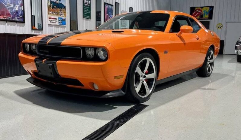 
								Used 2012 Dodge challenger SRT8 full									