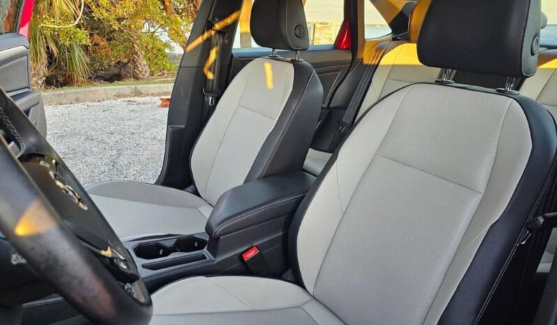 
								New 2021 Volkswagen Jetta R-line full									