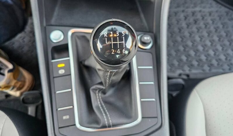 
								New 2021 Volkswagen Jetta R-line full									