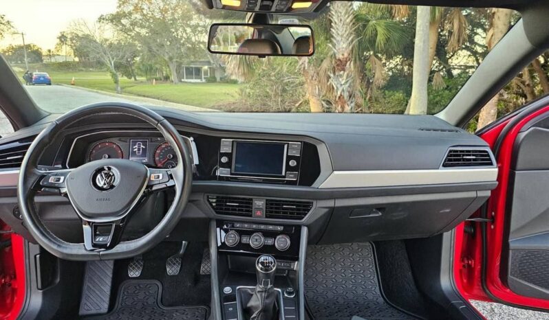 
								New 2021 Volkswagen Jetta R-line full									