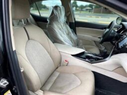 
										New 2019 Toyota Camry full									