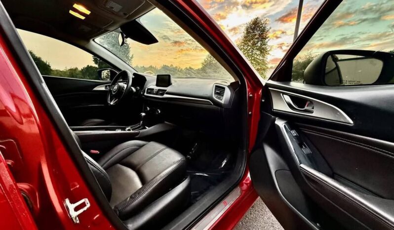 
								Used 2018 Mazda Mazda 3 full									