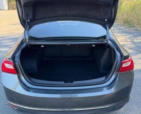 
								Used Chevrolet Malibu full									