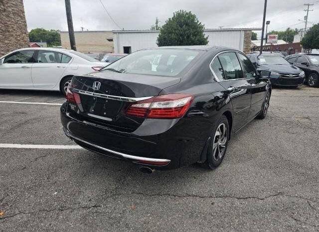 
								Used Honda CR-V full									