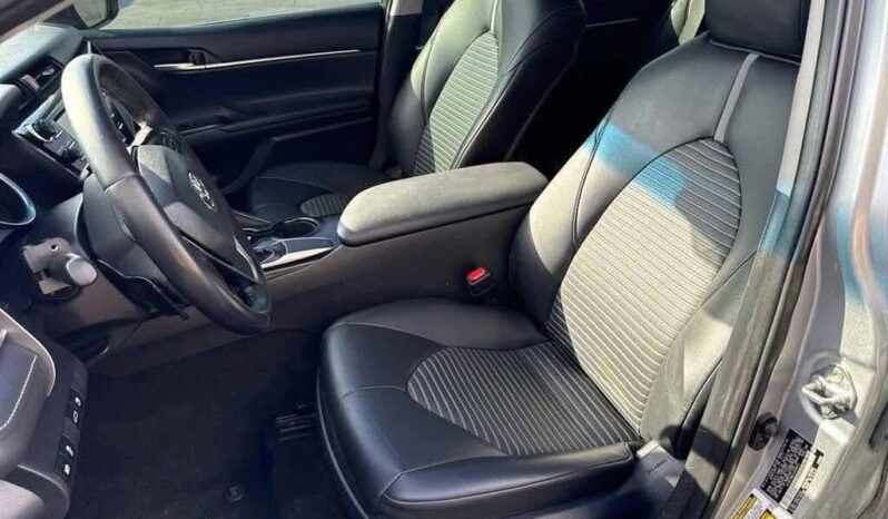 
								Used 2019 Honda civic hatchback full									