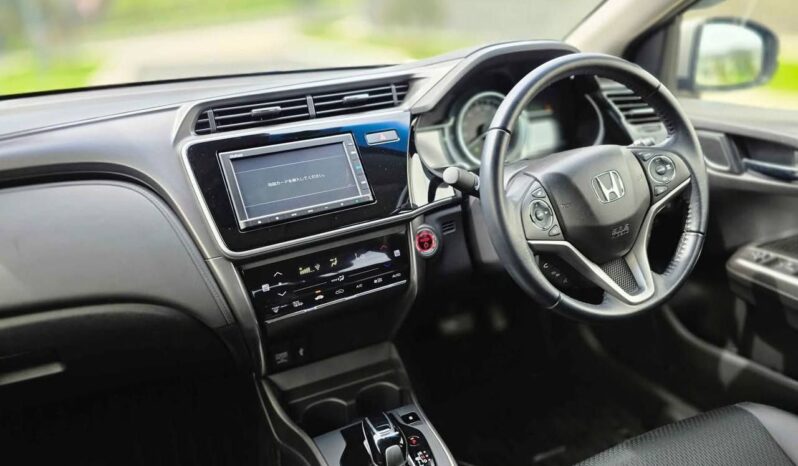 
								Used 2019 Honda Grace Ex full									