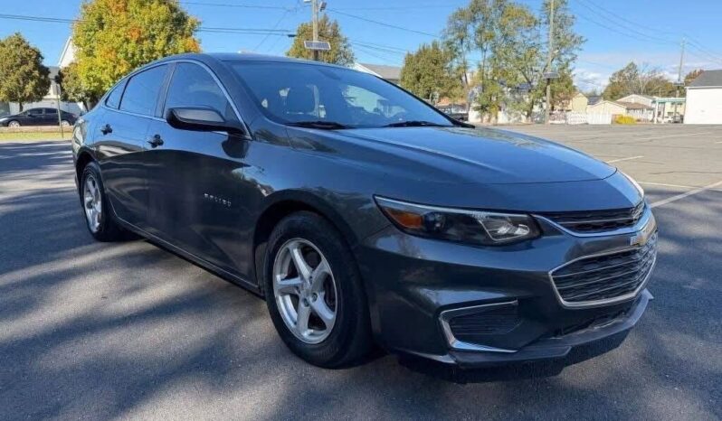 
								Used 2017 Chevrolet Malibu full									