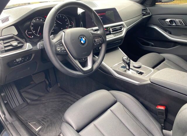 
								Used BMW 330iX full									