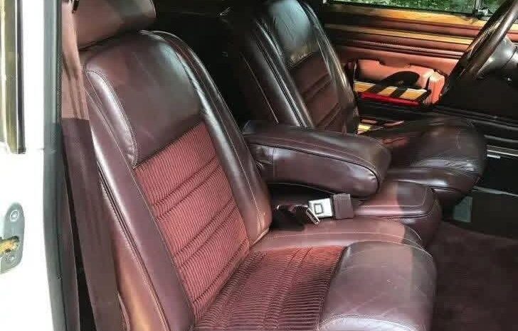 
								Used 1987 Jeep Grand wagoner full									