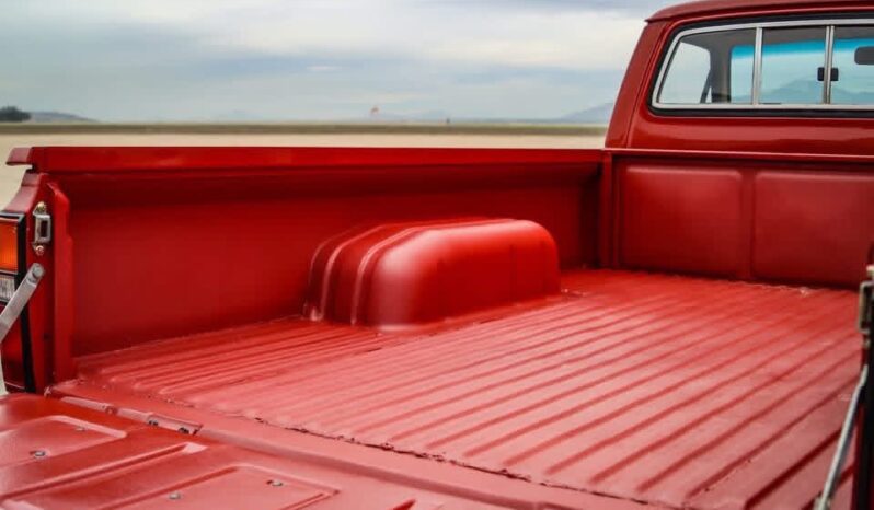 
								Used 1983 Toyota Pickup Deluxe full									