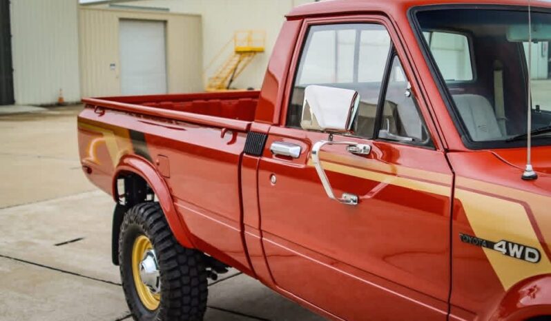 
								Used 1983 Toyota Pickup Deluxe full									