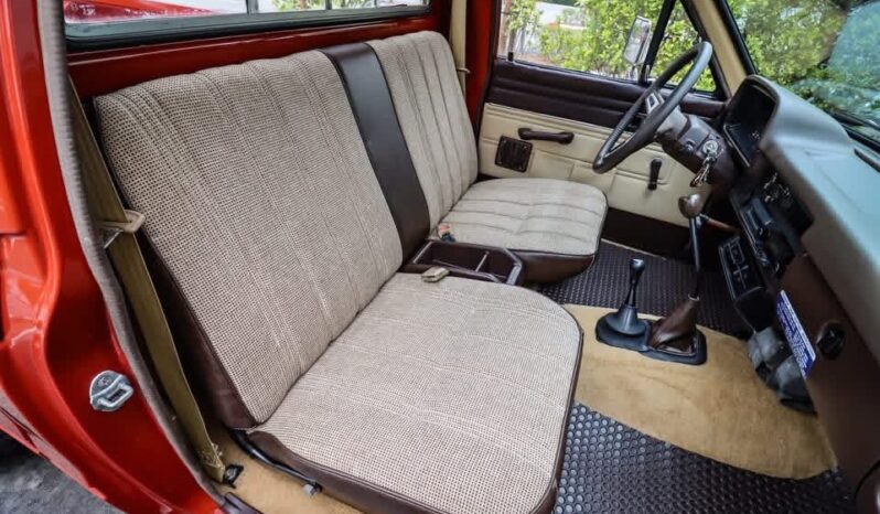 
								Used 1983 Toyota Pickup Deluxe full									