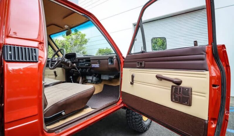 
								Used 1983 Toyota Pickup Deluxe full									