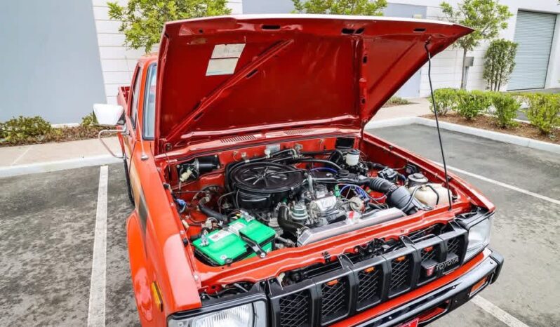 
								Used 1983 Toyota Pickup Deluxe full									