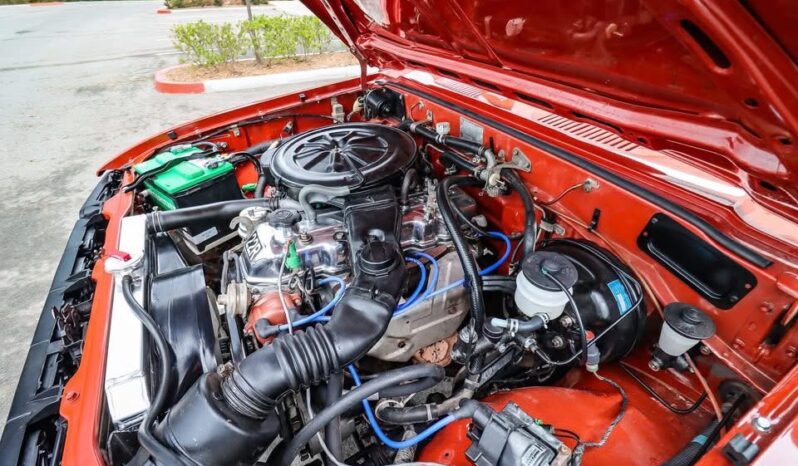 
								Used 1983 Toyota Pickup Deluxe full									