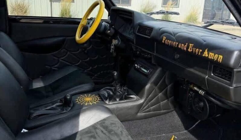 
								Used Nissan Pickup full									