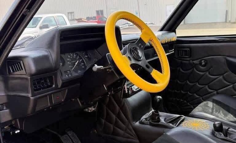 
								Used Nissan Pickup full									