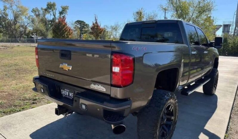 
								Used 2015 Chevrolet Silverado 2500HD High Country 4×4 full									
