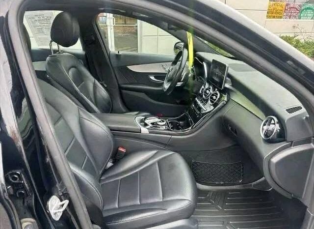 
								Used 2018 Mercedes Benz C-Class C 300 4MATIC full									